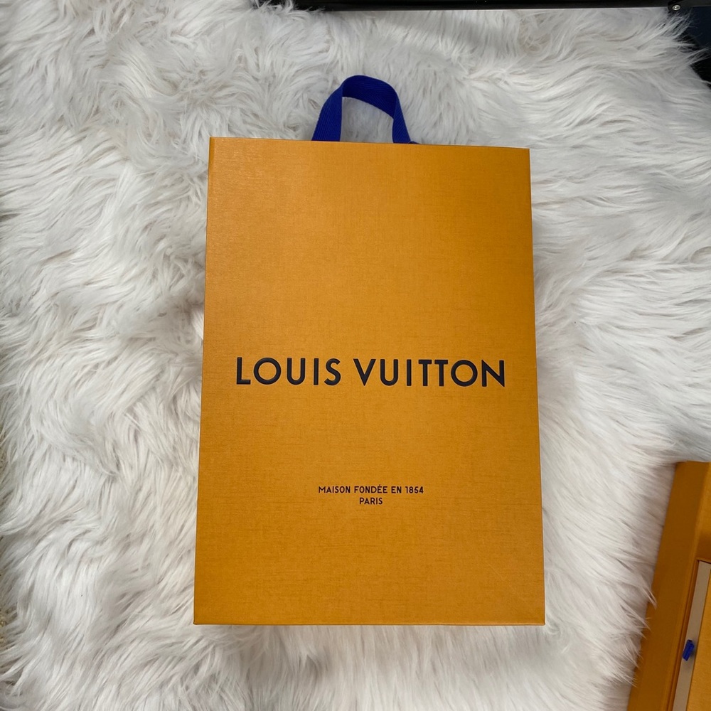 Louis Vuitton Shopping Bag